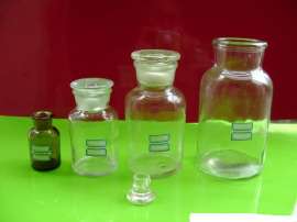 玻璃试剂瓶 棕色（茶色）试剂瓶 透明试剂瓶 实验用品